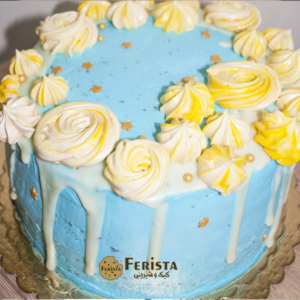 oy 2 600x600 - کیک تولد خامه ای مرنگ رنگ آبی